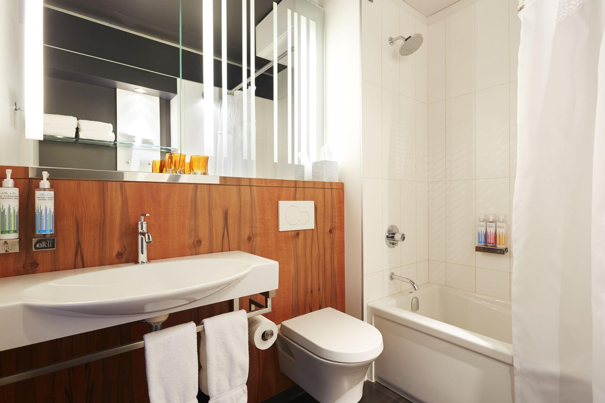 Alt Hotel Ottawa Downtown Bagian luar foto