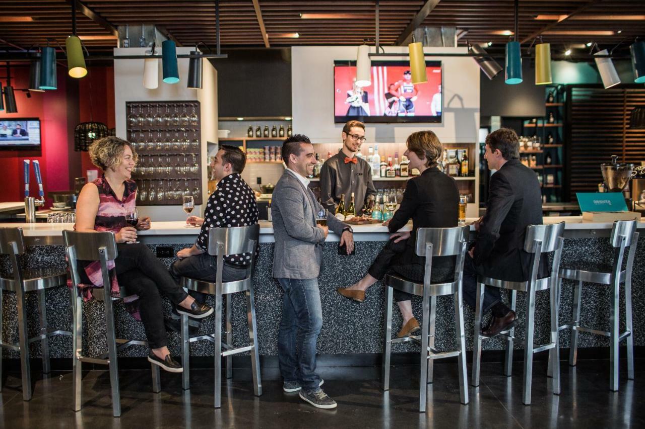 Alt Hotel Ottawa Downtown Bagian luar foto